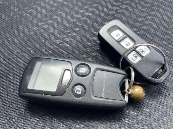 N-BOXカスタムG ターボパッケージ 4WD　クルコン　ターボ　両面Pドア　エンスタ　ナビ　ETC 660