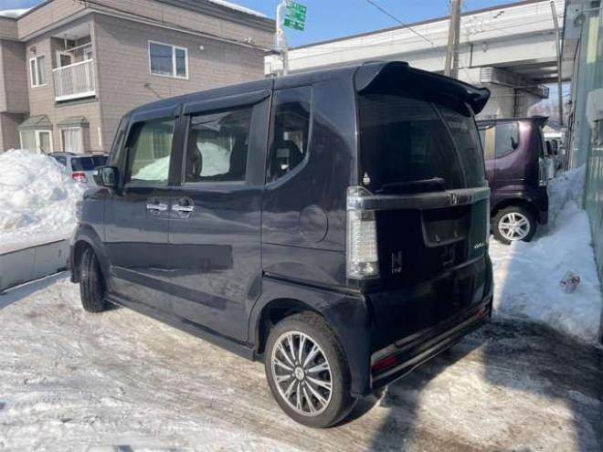 N-BOXカスタムG ターボパッケージ 4WD　クルコン　ターボ　両面Pドア　エンスタ　ナビ　ETC 660