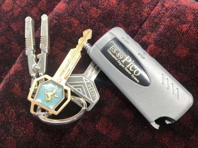 クラウンロイヤルサルーン3.0 G ハードトップ　MS125　6Mエンジン　3.0G　記録簿　ナビ 2WD 3000