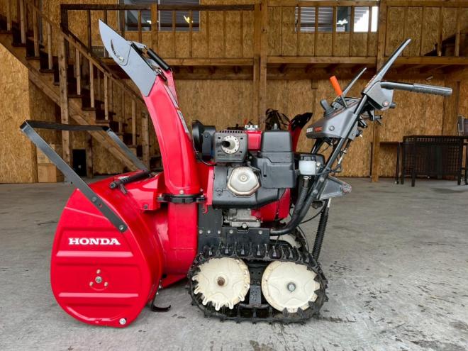除雪機ホンダ　HSS970ｎ！52HR！