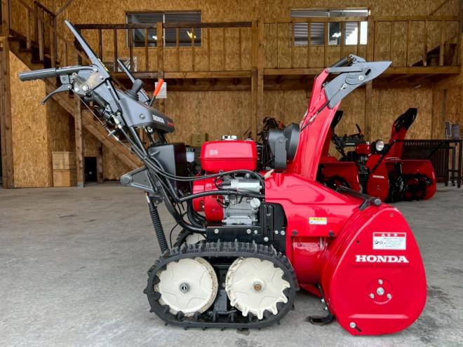 除雪機ホンダ　HSS760ｎ