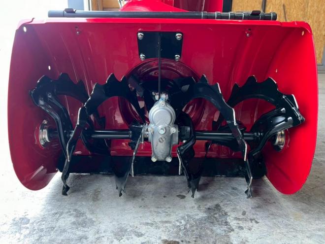 除雪機ホンダ　HSS760ｎ