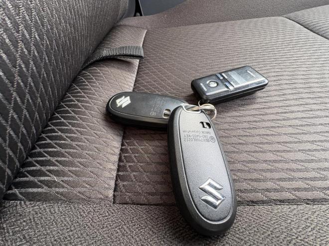 ソリオSORIO 4WD S　寒冷地仕様　両側パワースライドドア　HID ＶＳＣ　純正エアロ　リアスポ　Bluetoothフルセグナビ　バックカメラ　　エンジンスターター　アルミ　スタットレスＶＲＸ３　夏タイヤ付　エンジンオイル交換　禁煙車 4WD 1200 ５Dr