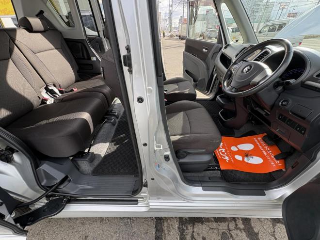 ソリオSORIO 4WD S　寒冷地仕様　両側パワースライドドア　HID ＶＳＣ　純正エアロ　リアスポ　Bluetoothフルセグナビ　バックカメラ　　エンジンスターター　アルミ　スタットレスＶＲＸ３　夏タイヤ付　エンジンオイル交換　禁煙車 4WD 1200 ５Dr