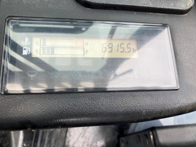 フォークリフトトヨタ　中古　8FD30　建機