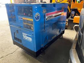 コンプレッサー　北越　中古　エアマン　PDS125S　エンジンコンプレッサー　動力源