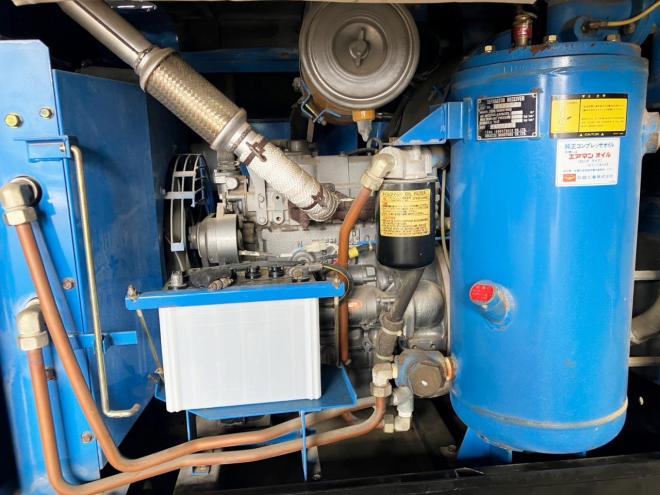 コンプレッサー北越　中古　PDS125S　エアマンエンジンコンプレッサー　動力源