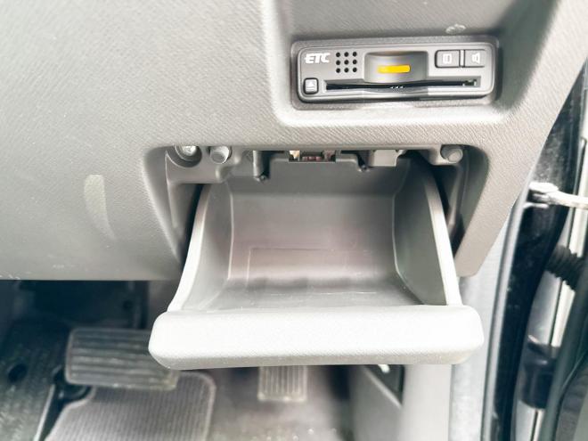 ステップワゴン2.0Gコンフォート セレクション 4WD　ローンが不安な方＜優遇ローン＞寒冷地仕様　両側パワースライドドア　純正ナビ　 4WD