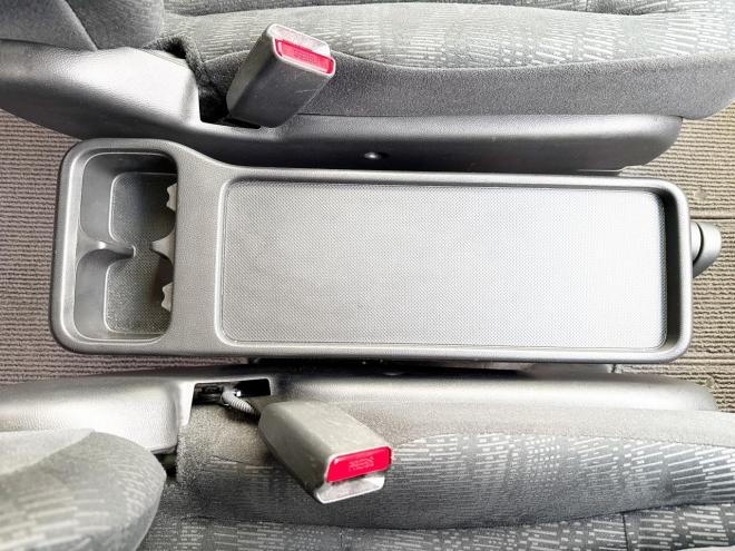 ステップワゴン2.0Gコンフォート セレクション 4WD　ローンが不安な方＜優遇ローン＞寒冷地仕様　両側パワースライドドア　純正ナビ　 4WD