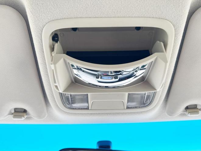 ステップワゴン2.0Gコンフォート セレクション 4WD　ローンが不安な方＜優遇ローン＞寒冷地仕様　両側パワースライドドア　純正ナビ　 4WD