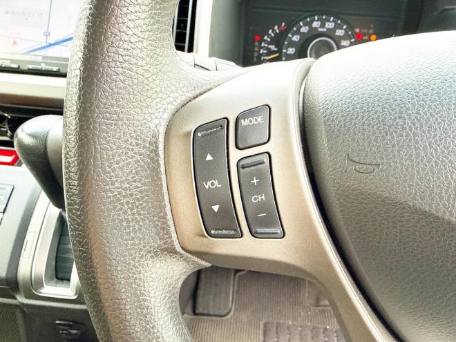 ステップワゴン2.0Gコンフォート セレクション 4WD　ローンが不安な方＜優遇ローン＞寒冷地仕様　両側パワースライドドア　純正ナビ　 4WD