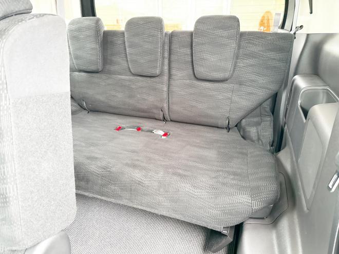 ステップワゴン2.0Gコンフォート セレクション 4WD　ローンが不安な方＜優遇ローン＞寒冷地仕様　両側パワースライドドア　純正ナビ　 4WD