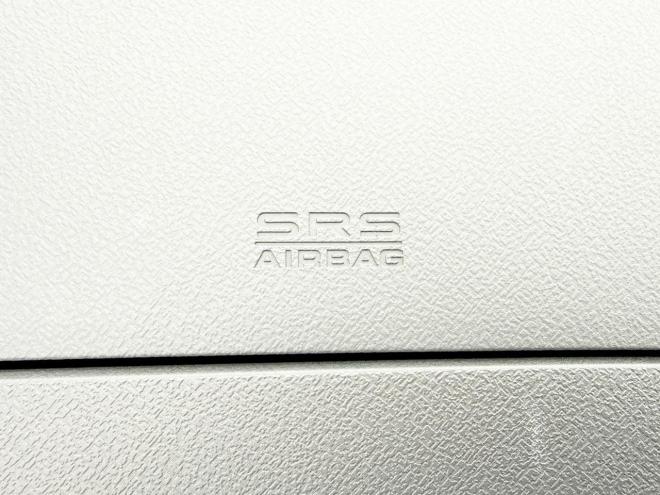 ステップワゴン2.0Gコンフォート セレクション 4WD　ローンが不安な方＜優遇ローン＞寒冷地仕様　両側パワースライドドア　純正ナビ　 4WD