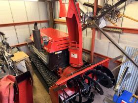 除雪機　ヤナセ11-26HSTディゼル