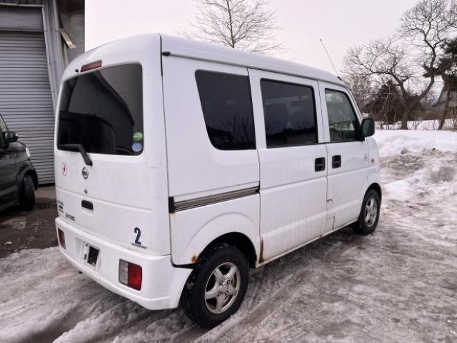 NV100クリッパーDX 4WD 660 5Dr