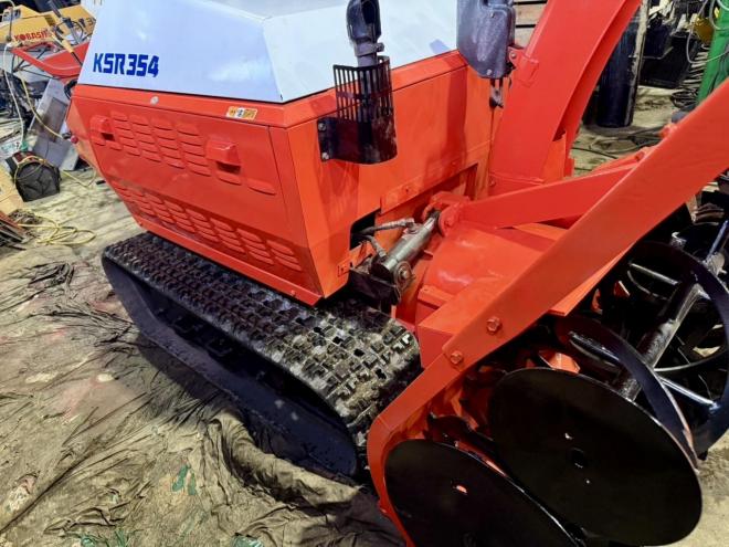 除雪機クボタ KSR354 ワドーOEM 35馬力 大型除雪機
