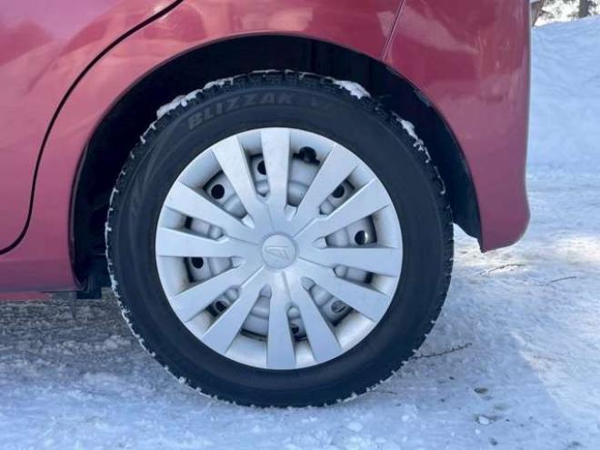 ムーヴL 4WD　アイドリングストップ　シートヒーター　ABS　横滑り防止装置　キーレス　エアコン　パワーウィンドウ　パワステ　寒冷地仕様 660