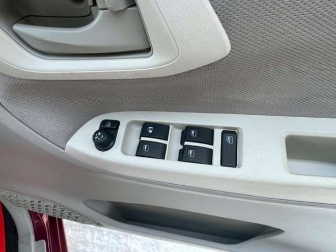 ムーヴL 4WD　アイドリングストップ　シートヒーター　ABS　横滑り防止装置　キーレス　エアコン　パワーウィンドウ　パワステ　寒冷地仕様 660