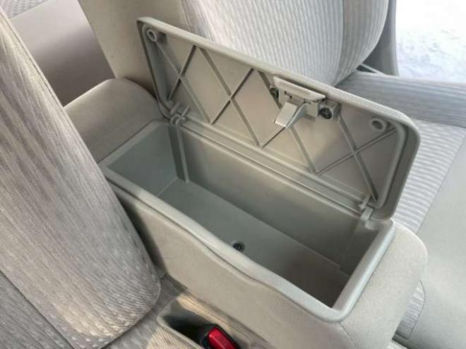 ムーヴL 4WD　アイドリングストップ　シートヒーター　ABS　横滑り防止装置　キーレス　エアコン　パワーウィンドウ　パワステ　寒冷地仕様 660