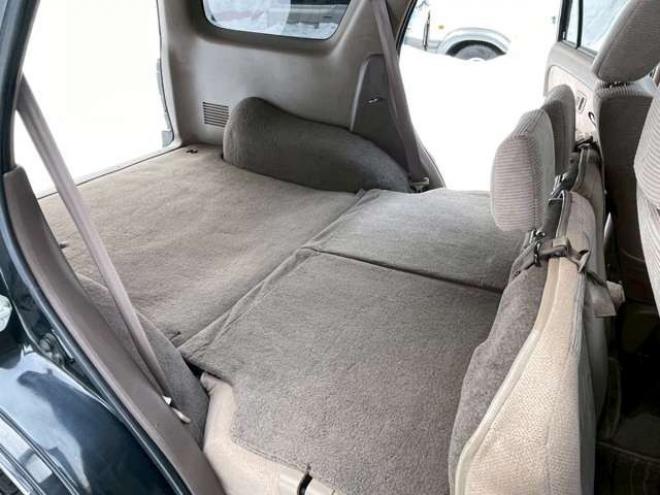 ハイラックスサーフ2.7 SSR-G 4WD　パワステ　パワーウィンドウ　キーレス　エアコン　ABS　ルーフレール　アルミホイール　寒冷地仕様　CD 2700