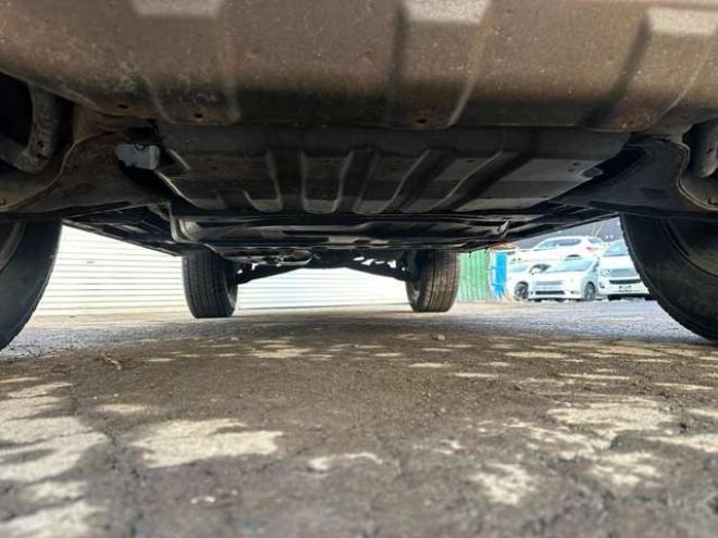 パジェロ3.2 ロング GR ディーゼルターボ 4WD　リフトアップ(ジャオス)　パワステ　パワーウィンドウ　社外ナビ　バックカメラ　純正アルミホイール　ETC　シートヒーター　3列シート　横滑り防止装置　盗難防止装置　ABS　キーレスエントリー 3200