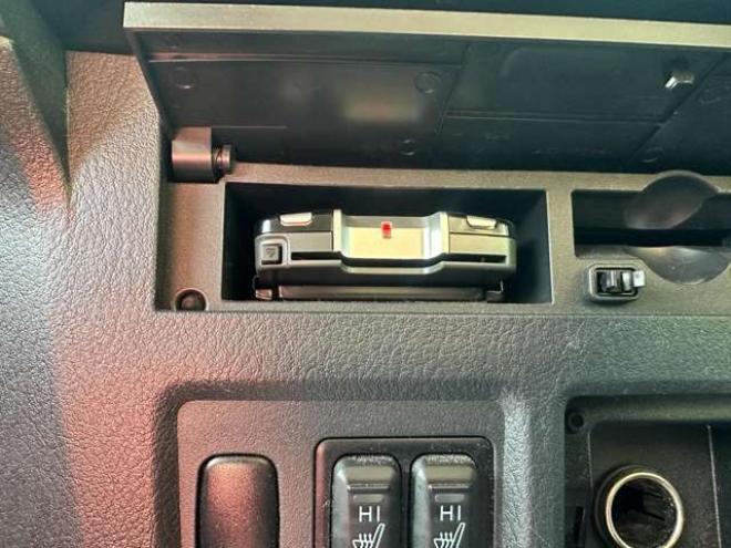 パジェロ3.2 ロング エクシード ディーゼルターボ 4WD　クルーズコントロール　パワステ　パワーウィンドウ　ABS　純正ナビ　バックカメラ　横滑り防止装置　盗難防止装置　純正アルミホイール 3200