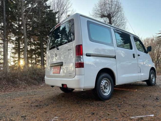 タウンエースバン1.5 DX 4WD　寒冷地仕様　パワーウィンドウ　パワステ　エアコン　ABS　ナビ　ETC 1500