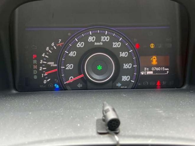 ステップワゴン2.0 スパーダ Z クールスピリット 4WD　純正地デジナビ　エンジンスターター　クルーズコントロール　フリップダウン　ABS　パワステ　パワーウィンドウ　キーレスエントリー　スマートキー　3列シート　両側電動スライドドア　社外アルミ 2000