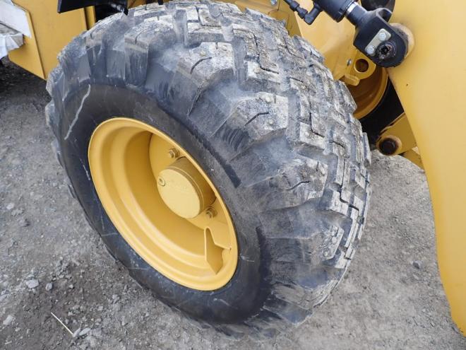 ホイールローダ902C2  スノータイヤ