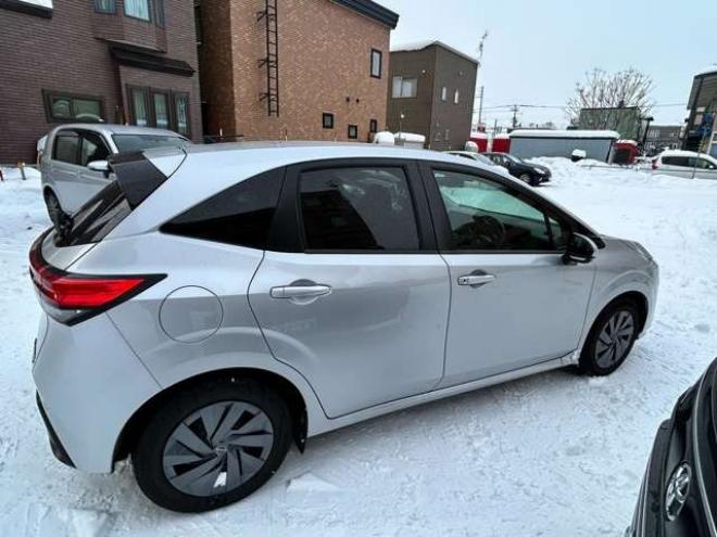 ノート1.2 S FOUR 4WD　ブレーキサポート　車線逸脱警報　バックモニター　コーナーセンサー　フロントモニター　サイドモニター 1200