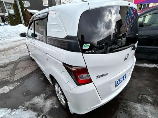 フリードスパイク1.5 G ジャストセレクション 4WD　 1500