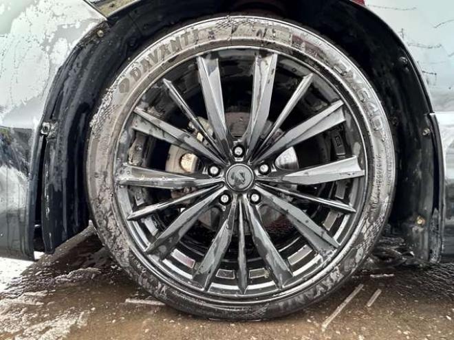 アルファード2.4 240S 4WD　片側パワースライドドア　社外ナビ　地デジ　ビルトインETC　横滑り防止装置　コーナーセンサー　社外19インチアルミホイール夏　プッシュスタート 2400