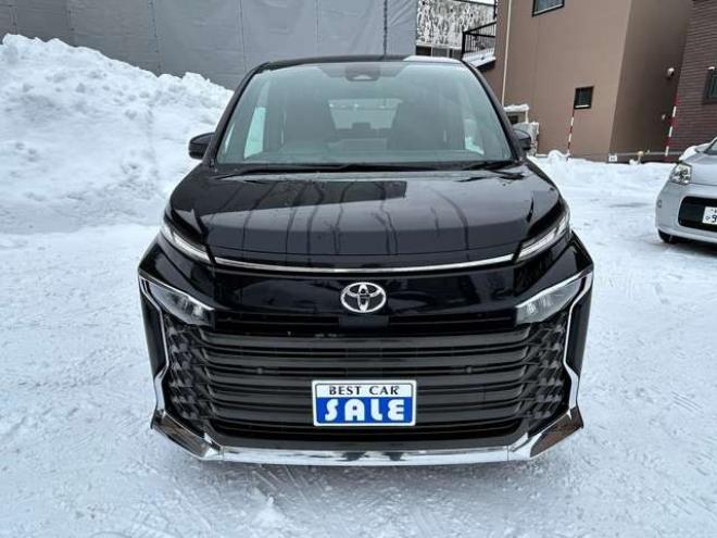 ヴォクシー2.0 S-G 4WD　バックモニター　左右電動スライドドア　衝突軽減ブレーキアクセル踏み間違いブレーキ　ETCレーンキープアシスト 2000