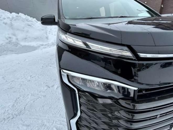 ヴォクシー2.0 S-G 4WD　バックモニター　左右電動スライドドア　衝突軽減ブレーキアクセル踏み間違いブレーキ　ETCレーンキープアシスト 2000