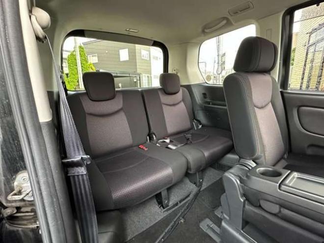 セレナ2.0 ハイウェイスター Vセレクション 4WD　両側ワンタッチオートスライドドア　ETC 2000