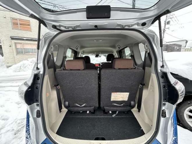 シエンタ1.5 G 4WD　左右電動スライドドア　ビルトインETC　ナビフルセグTVバックモニター　プリクラッシュブレーキ 1500