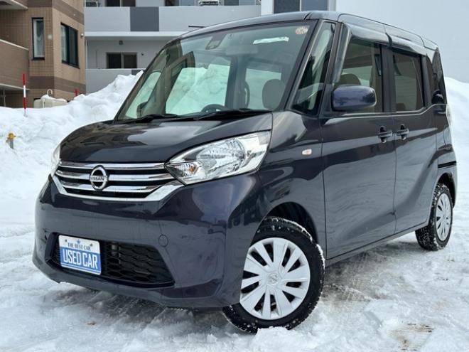 デイズルークスS 4WD　シートシーター　アイドリングストップ　横滑り防止装置　衝突軽減軽減ブレーキ　ETC　スチールホイール冬 660