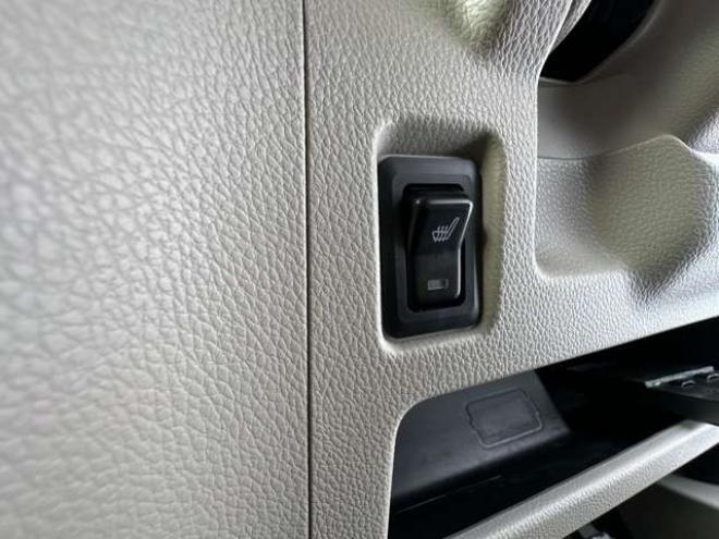 デイズルークスS 4WD　シートシーター　アイドリングストップ　横滑り防止装置　衝突軽減軽減ブレーキ　ETC　スチールホイール冬 660