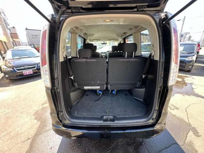 セレナ2.0 ハイウェイスター 4WD　ワンオーナー　両側ワンタッチオートスライドドア　ETC　横滑り防止装置　アイドリングストップ　バックモニター 2000