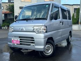 ミニキャブ　バン CD ハイルーフ 4WD　4WD切替スイッチ　FM/AMラジオ 660