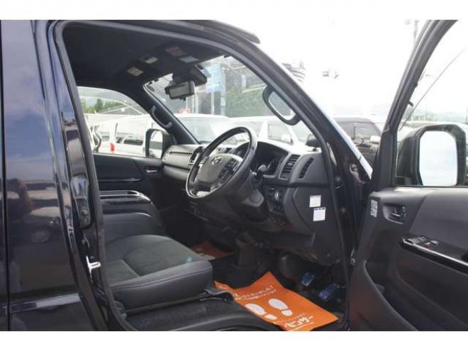 ハイエースバン2.8 スーパーGL ダークプライムII ロングボディ ディーゼルターボ 4WD　415COBRA　クリーンルック3Fスポ&BY2ボンネット&ステージ2ルーフスポ&バッドラッカーIII17インチAW&フラットベッドキット　ヨコハマPARADA17インチ　デジタルインナー　パノラマモニター　両側パワースライドドア 2800