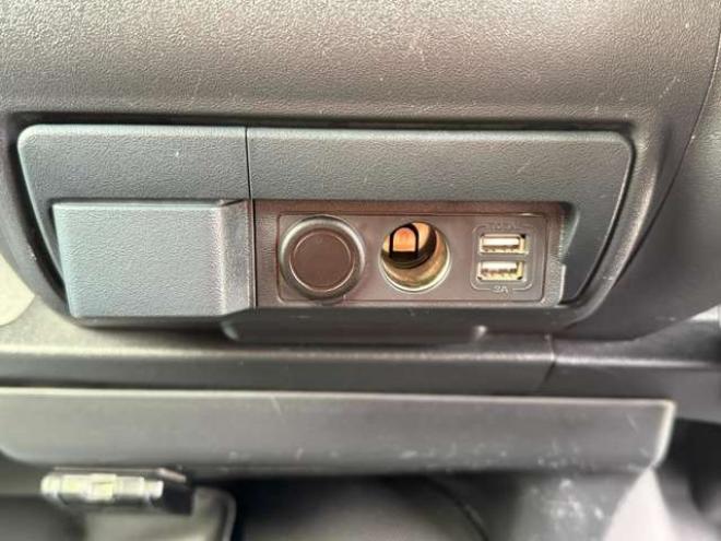 ハイエースバン2.8 スーパーGL 50TH アニバーサリー リミテッド ロングボディ ディーゼルターボ 4WD　415COBRA　CL-3 フロントリップスポイラー　ステージ2ルーフスポイラー　By2NEO　BADフェイスボンネット　ローフォルムフェンダー　ESSEX　ENCB　17インチブロンズホイール　ヨコハマパラダ　NEWパーツカスタム 2800