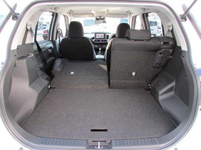 ライズ1.0 Z 4WD　プリクラッシュセーフティー/アイドリングストップ/純正エンジンスターター/純正ナビ/フルセグTV/アラウンドビュー/シートヒーター/ETC 1000