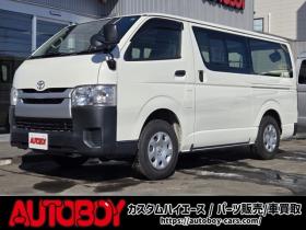 ハイエースバン　3.0 DX ロング ディーゼルターボ 4WD　4WD　6人乗り　リアヒーター&リアクーラー　パワーヒート　キーレス　トヨタ純正オーディオプレーヤー　FM/AM　AUX　フロントベンチシート　マルチユースシートバックコンソール　リアアンダーミラー 3000