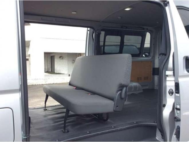 ハイエースバン2.8 DX ロング GLパッケージ ディーゼルターボ 4WD　キーレス　両側スライドドア　バックカメラ　メモリナビ　フルセグTV　フロントフォグランプ　衝突被害軽減システム　車線逸脱防止　横滑り防止装置　パワーヒート　オートマチックハイビーム　電動格納ミラー 2800