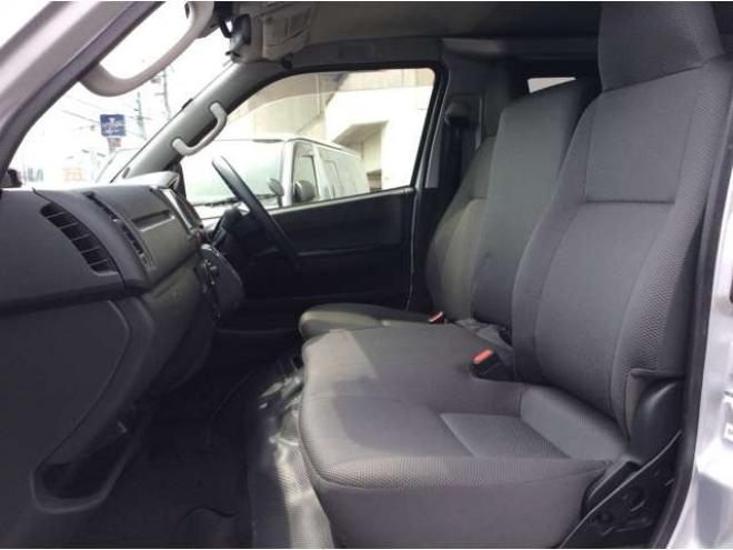 ハイエースバン2.8 DX ロング GLパッケージ ディーゼルターボ 4WD　キーレス　両側スライドドア　バックカメラ　メモリナビ　フルセグTV　フロントフォグランプ　衝突被害軽減システム　車線逸脱防止　横滑り防止装置　パワーヒート　オートマチックハイビーム　電動格納ミラー 2800