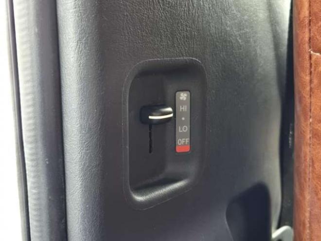 ハイエースバン2.8 DX ワイド スーパーロング ハイルーフ GLパッケージ ディーゼルターボ 4WD　COBRA丸目ヘッドライトKIT　SAFARIフロントスポイラー　リアヒーター&クーラー　キーレス　純正ナビ　ワンセグTV　Bカメラ　オートマチックハイビーム　横滑り防止　車線逸脱　衝突被害軽減　ETC　電動格納ミラー 2800