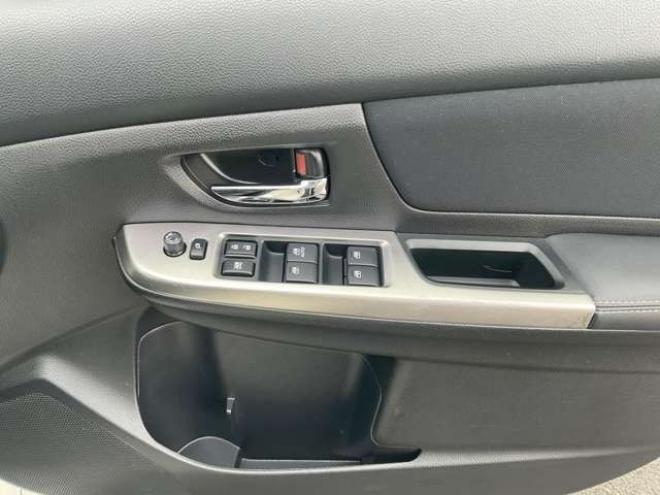 インプレッサスポーツ 2.0 i アイサイト 4WD　後期型　プッシュスタート　スマートキー　KENWOOD製ナビTV　Bluetooth バックカメラ　レーダークルーズコントロール　ETC　HIDヘッドライト　リアスポイラー　エアロ(サイド・リア) 2000