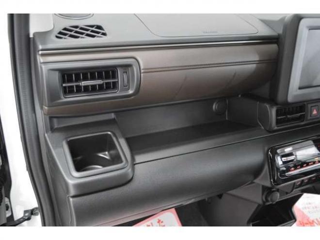 クロスビー1.2 ハイブリッド MX 4WD　ハイブリッド4WDセーフティサポート搭載アダプティブクルーズコントロールハイビームアシストLEDライト横滑り防止装置アイドリングストップシートヒーター 登録済未使用車 1200