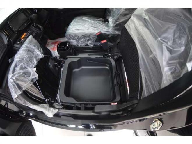 ハスラーハイブリッド Xターボ 4WD　ハイブリッド4WDターボセーフティサポート搭載アイドリングストップパドルシフトハイビームアシストLEDライトアダプティブクルーズコントロール 登録済未使用車 660